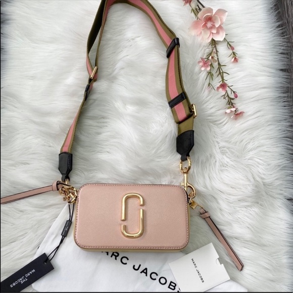 🐰🐹 SOLD- MARC JACOBS Snapshot Camera Bag 🐹🐰 - Picture 4 of 12